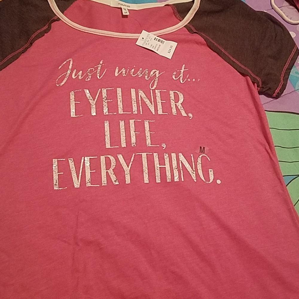 Graphic tee